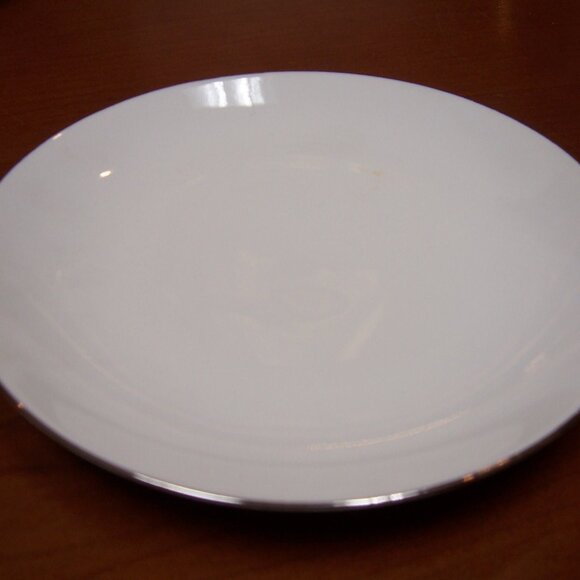 8 Bread & Butter Plates  - Platinum Band by THOMAS - Picture 2 of 3